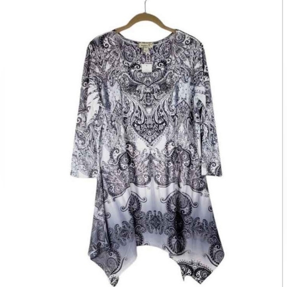 ONE WORLD Printed Knit 3/4 Sleeve Embellished Asymmetrical Tunic White/Black. M - Picture 2 of 15